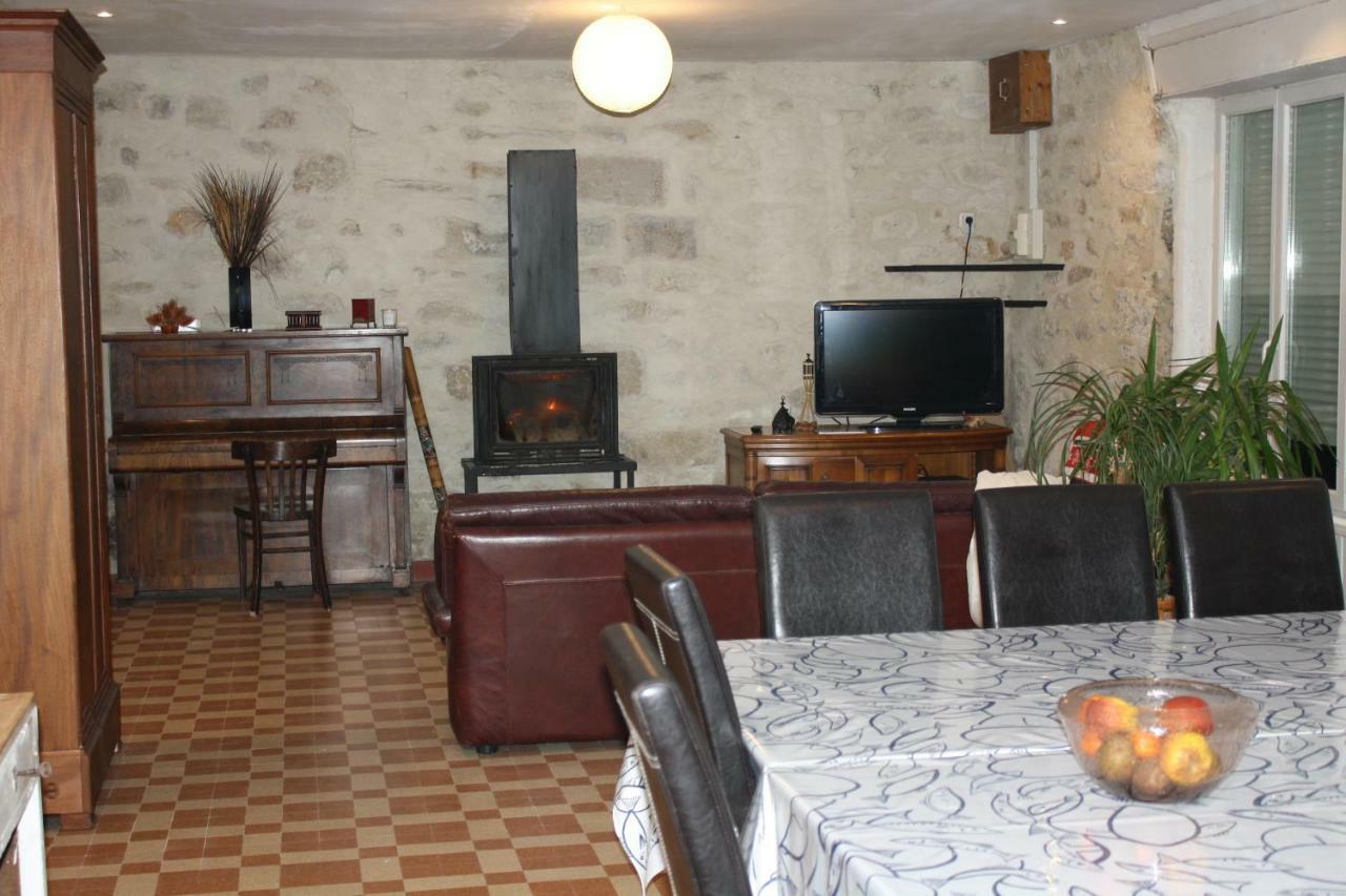 Bed and Breakfast Le Dolmen à Primelin Extérieur photo